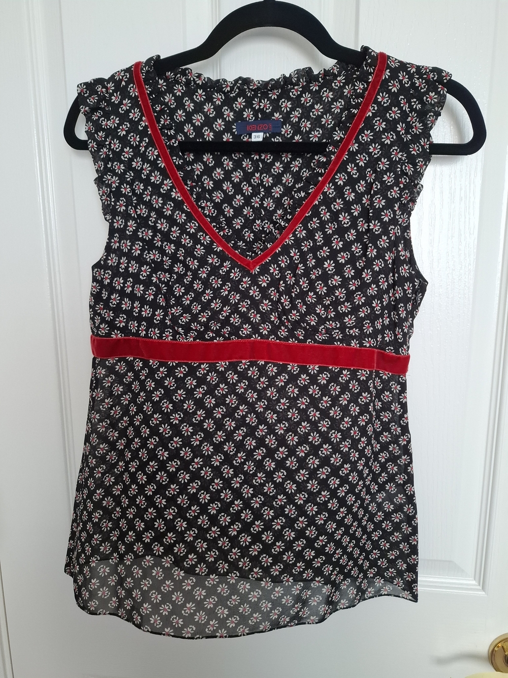 Joie Black Floral V-Neck Sleeveless Top with Red Velvet Trim